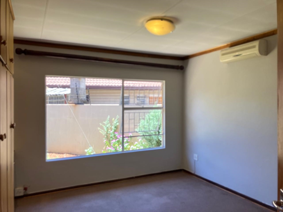 2 Bedroom Property for Sale in Uitsig Free State